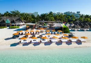 Best Isla Mujeres Restaurants on the Beach