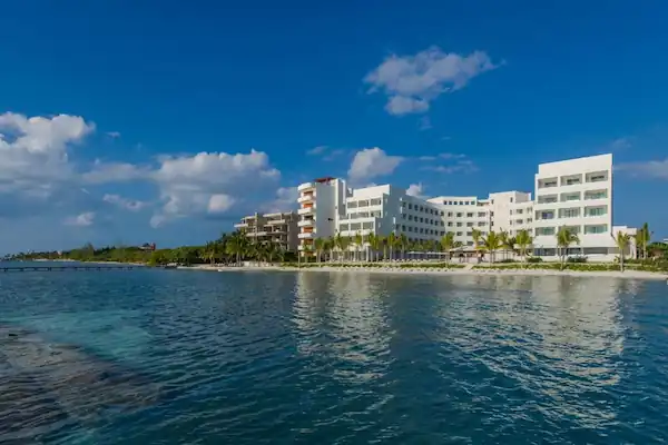 Izla Beachfront Hotel Isla Mujeres Unique Experience